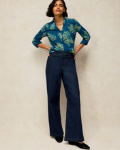 Load image into Gallery viewer, White Stuff UK Annie Jersey Foil Shirt Teal Print
