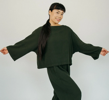 Load image into Gallery viewer, Pokoloko Loft Cotton Crop Bell Sleeve Top
