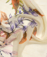 Load image into Gallery viewer, Echo Flower Trail Wrap Cream
