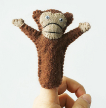 Load image into Gallery viewer, Animal Finger Puppets Felted Wool
